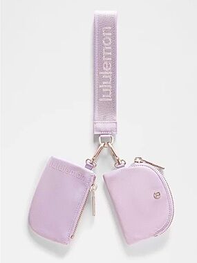 🆕- Lululemon- Dual Pouch Wristlet
Metallic Wordmark